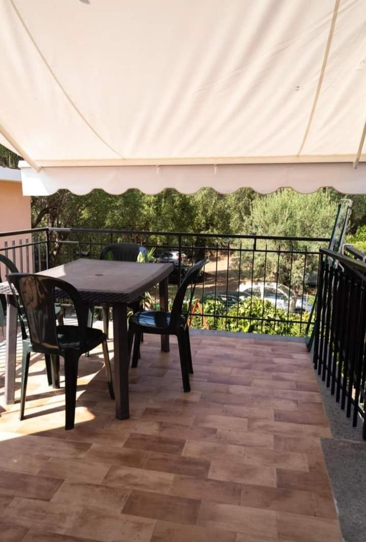 Hotel San Domenico マリーナ・ディ・カメロータ エクステリア 写真